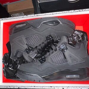 Jordan Retro Black Cat 4s